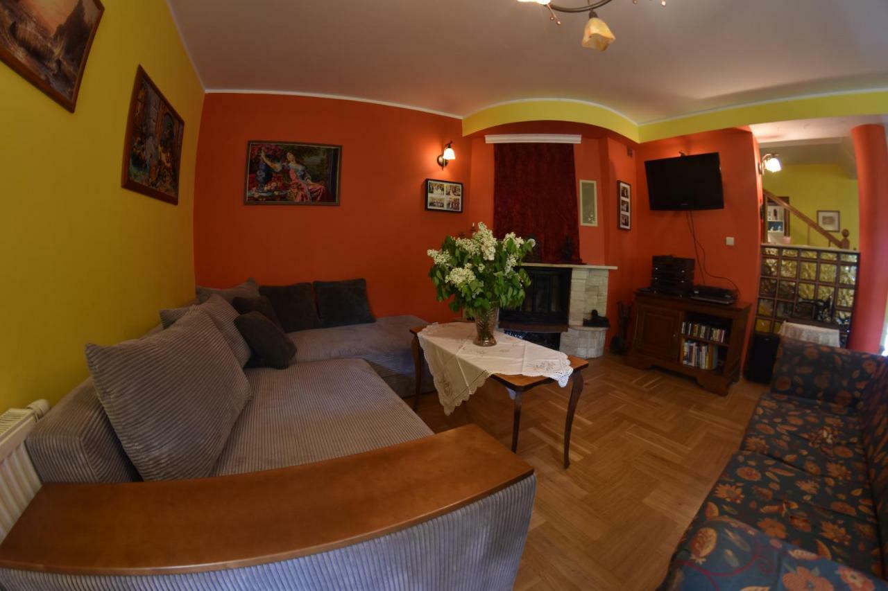 Comfortable House With Garden Manki Eksteriør bilde