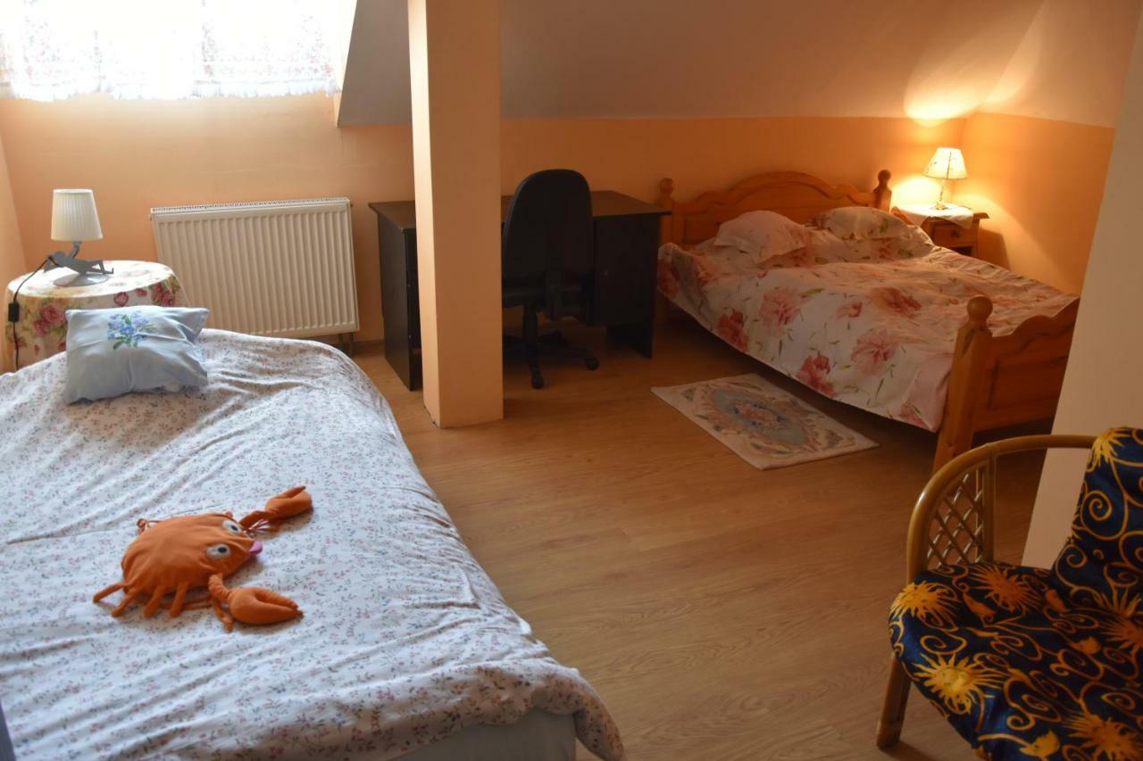 Comfortable House With Garden Manki Eksteriør bilde