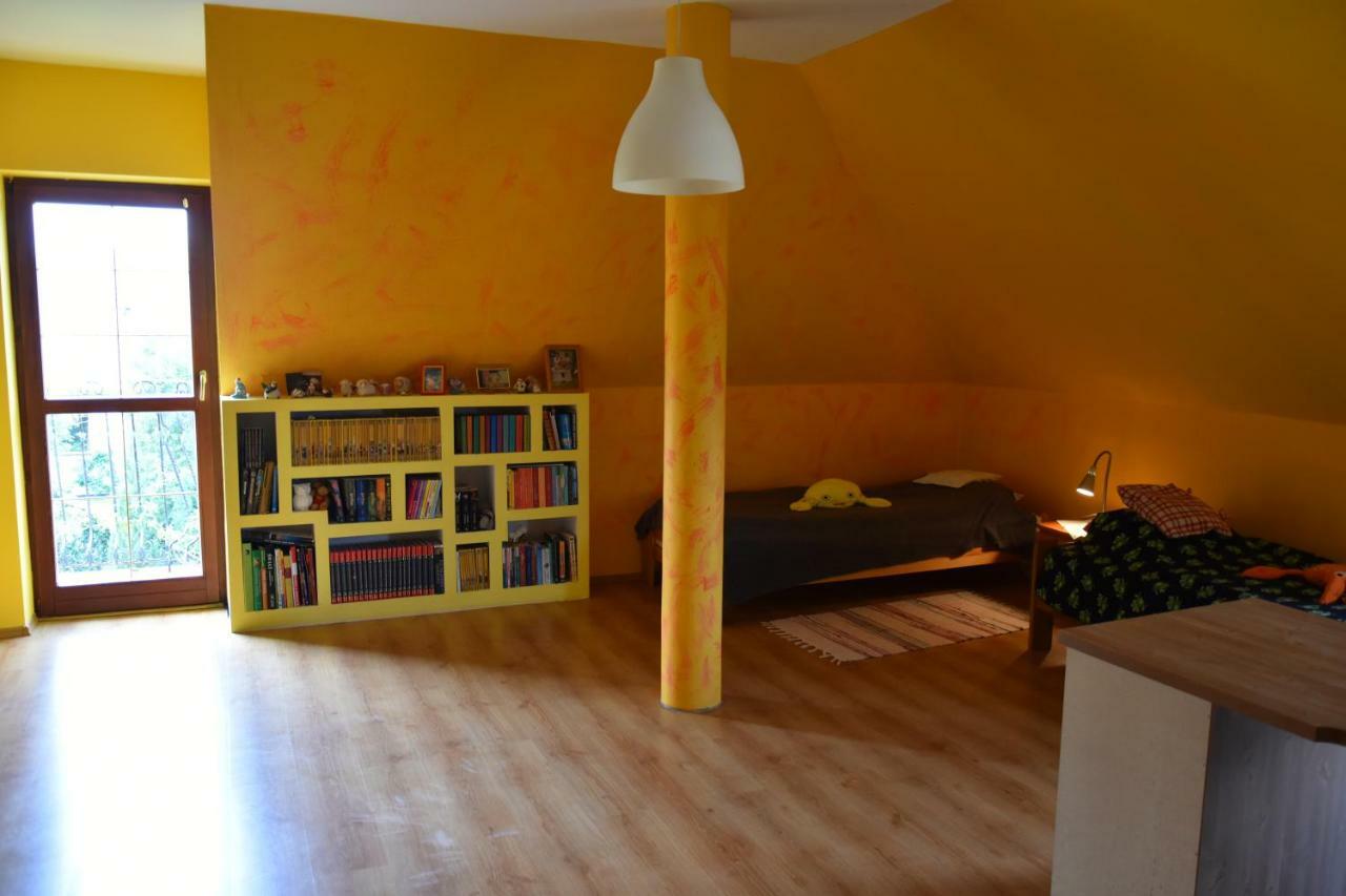 Comfortable House With Garden Manki Eksteriør bilde